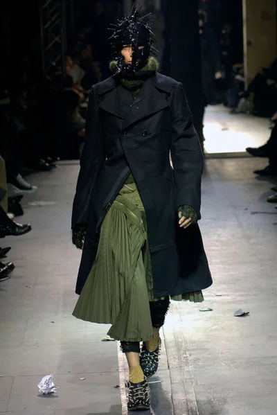 Look 28